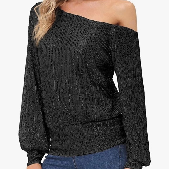 Women’s size large outfit, perfect for concert or just a night out! - Picture 2 of 7